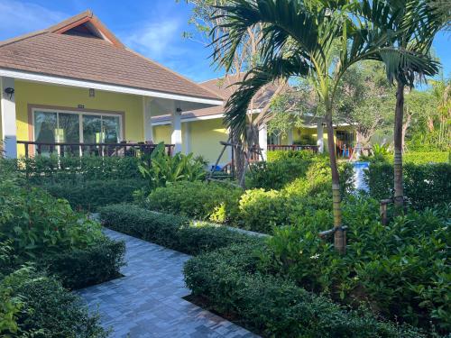 Thipburee Resort in Sichon Thipburee Resort in Sichon