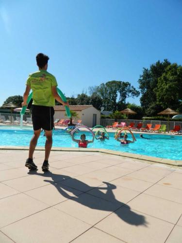 Camping 4 étoiles - Parc aquatique - efcia0 (Camping 4 etoiles - Parc aquatique - efcia0) in 沙朗 Camping 4 étoiles - Parc aquatique - efcia0 (Camping 4 etoiles - Parc aquatique - efcia0) in 沙朗