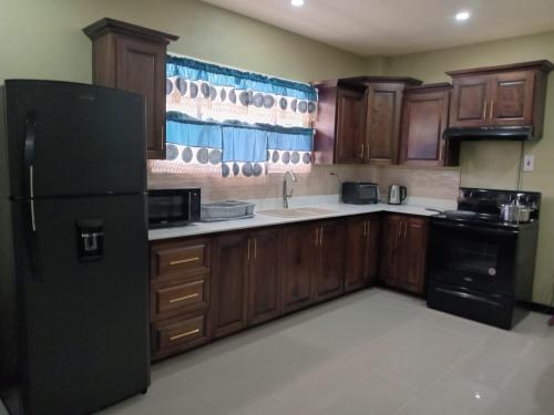 Diamond Cut Villa and Suites in Carnbee Diamond Cut Villa and Suites in Carnbee