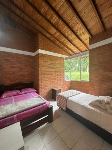 Finca Villa Sofia, sector combia, 15 minutos de Pereira in Belmonte Bajo Finca Villa Sofia, sector combia, 15 minutos de Pereira in Belmonte Bajo
