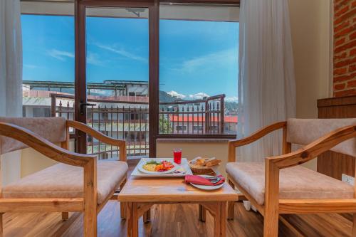 레스토랑, Temple Himalaya Hotel & Spa in 포카라 레스토랑, Temple Himalaya Hotel & Spa in 포카라