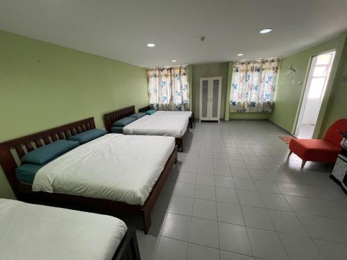 M STRAITS HOTEL near Melaka Straits Mosque M STRAITS HOTEL near Melaka Straits Mosque