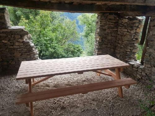 Chalet avec vue sur le fort de Château Queyras (Chalet avec vue sur le fort de Chateau Queyras) in Château-Ville-Vieille Chalet avec vue sur le fort de Château Queyras (Chalet avec vue sur le fort de Chateau Queyras) in Château-Ville-Vieille