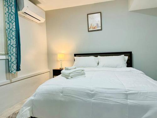 Luxury 2 Bedrooms 1 Bathroom Near NYC and EWR