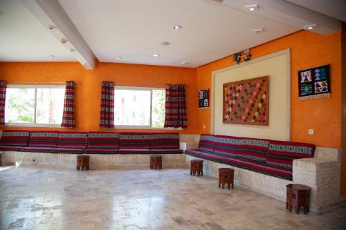 伊尔阿瑞奇住宅酒店 (Residence El Arich) in 托泽尔 伊尔阿瑞奇住宅酒店 (Residence El Arich) in 托泽尔
