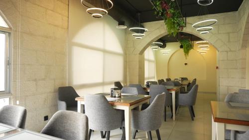 Alqalah Restotel فندق ومطعم القلعة in Karak Alqalah Restotel فندق ومطعم القلعة in Karak