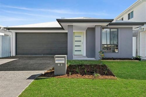 Buitenkant, Family-Perfect Home Relax, Swim, Explore, Repeat! in Sippy Downs Buitenkant, Family-Perfect Home Relax, Swim, Explore, Repeat! in Sippy Downs