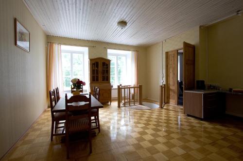 Létesítmények, Haeska Manor in Ridala Vald Létesítmények, Haeska Manor in Ridala Vald