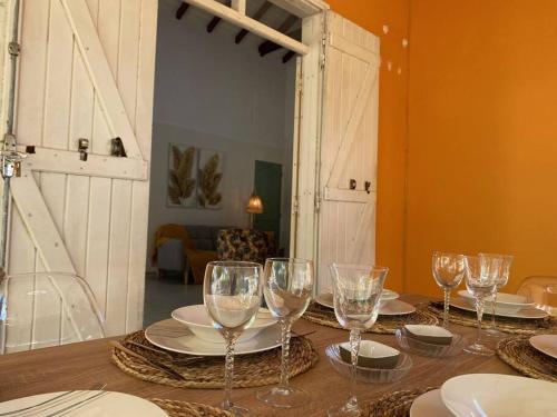 Villa Oriane Elegance Creole a 4 min du CHU et 10 min de l'Aeroport in Les Abymes Villa Oriane Elegance Creole a 4 min du CHU et 10 min de l'Aeroport in Les Abymes