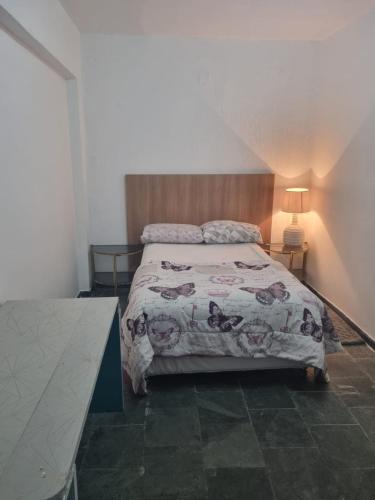 Quarto privativo para uma ou duas pessoas com banheiro compartilhado in Sao Bernardo Do Campo Quarto privativo para uma ou duas pessoas com banheiro compartilhado in Sao Bernardo Do Campo