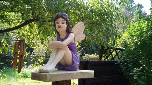 Kert, Wald-Elfe in Essel Kert, Wald-Elfe in Essel