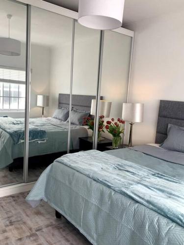 Relaxing sea facing apartment