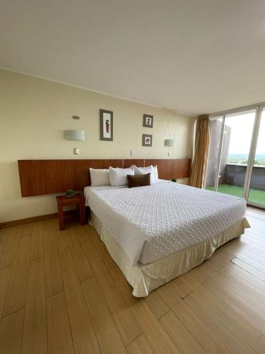 Hotel La Estancia near Jacinto Lara International Airport Hotel La Estancia near Jacinto Lara International Airport