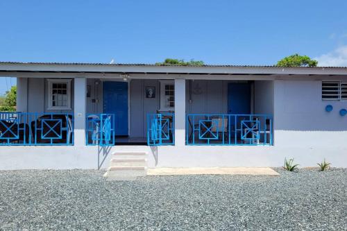Container 1 with pool, free wifi fully equiped in Cabo Rojo Container 1 with pool, free wifi fully equiped in Cabo Rojo