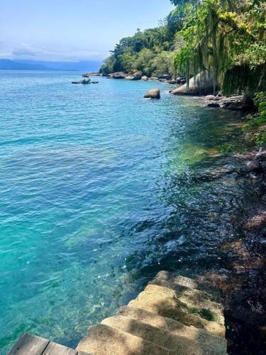Cantinho Caiçara (Cantinho Caicara) in Paraty Mirim Cantinho Caiçara (Cantinho Caicara) in Paraty Mirim