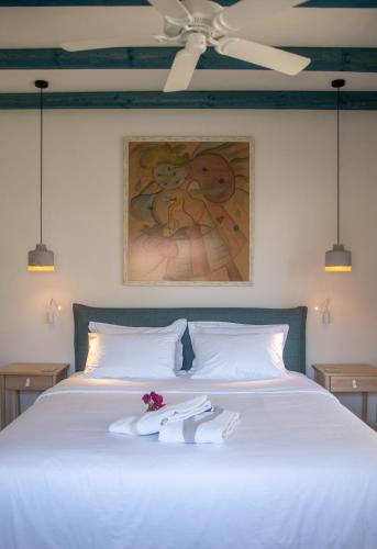 Iremia by Thamnoi Living