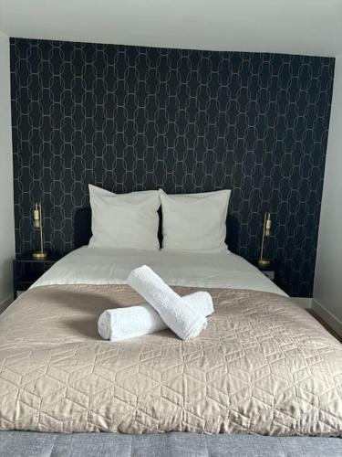 Bed, Le Living Roissy CDG in Longperrier Bed, Le Living Roissy CDG in Longperrier