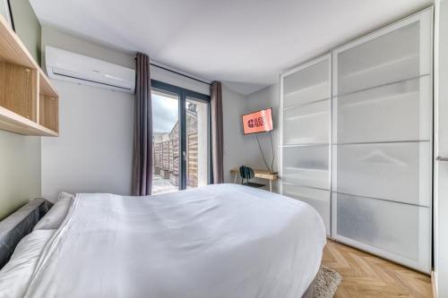 GuestReady - Chic Studio with Terrace for 2