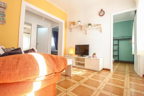 Triana 44 Familiar Luxury