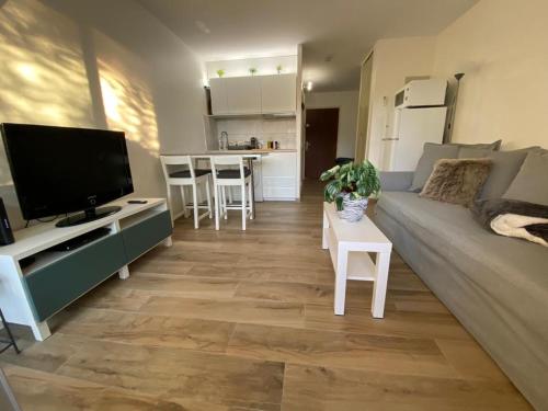 Proche Centre SANARY Studio climatisé 4 personnes