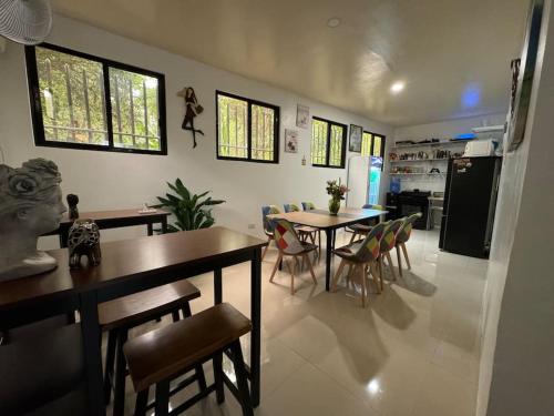 Cozy home sweet home for holiday! in Bacayan Cozy home sweet home for holiday! in Bacayan