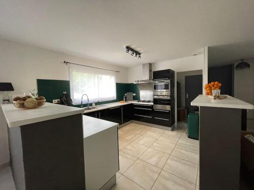 Private swimming pool & jacuzzi magnifique villa provencale in Livron-sur-Drome Private swimming pool & jacuzzi magnifique villa provencale in Livron-sur-Drome