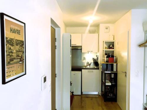 Kitchen, Studio Monet - Petite terrasse - Parking Privatif in Sainte-Adresse Kitchen, Studio Monet - Petite terrasse - Parking Privatif in Sainte-Adresse