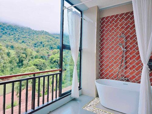 Balcony/terrace, Kiree River Hotel โรงแรมคิรีริเวอร์ in Thong Pha Phum Balcony/terrace, Kiree River Hotel โรงแรมคิรีริเวอร์ in Thong Pha Phum