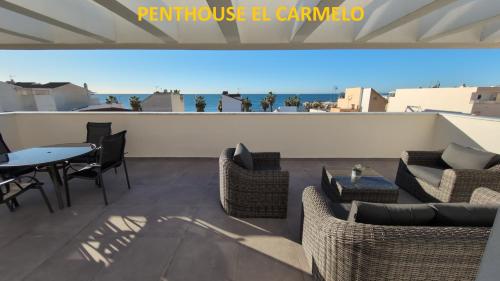 Penthouse El Carmelo 50 meters from beach, huge terrace