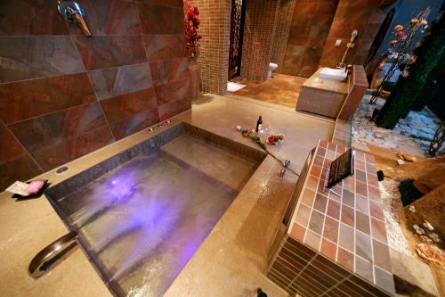 Bathroom, Fongchih Motel in Dali District Bathroom, Fongchih Motel in Dali District