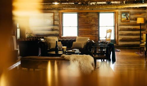 Shared lounge/TV area, Wilder Tasmania in Cradle Mountain Shared lounge/TV area, Wilder Tasmania in Cradle Mountain
