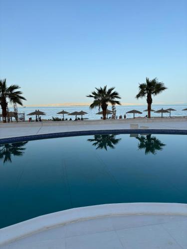 Central Hurghada with Private Beach & Resort Pools