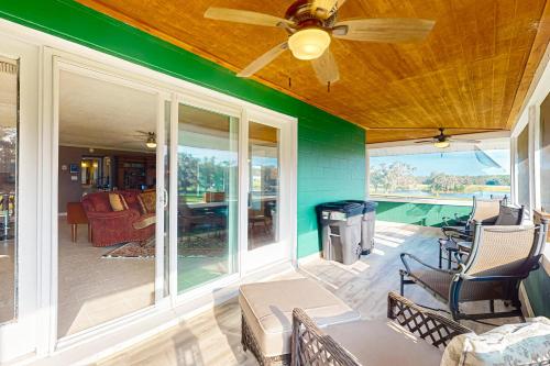 Two Springs Farm Guesthouse A in Micanopy (FL) Two Springs Farm Guesthouse A in Micanopy (FL)