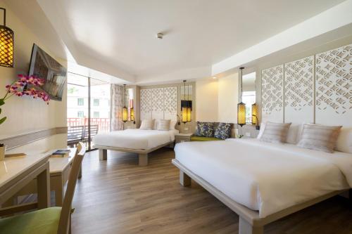 Katathani Phuket Beach Resort in Kata Katathani Phuket Beach Resort in Kata