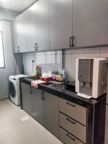 Kitchen, Kingfisher Sandakan near Bao Gong Temple Kitchen, Kingfisher Sandakan near Bao Gong Temple