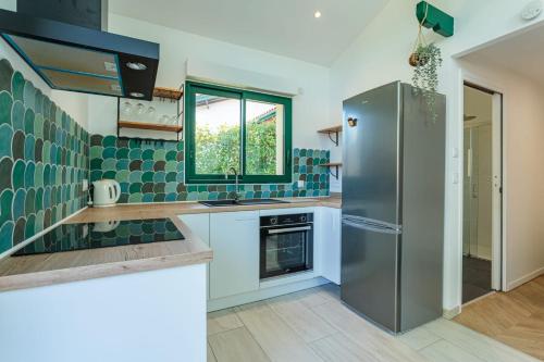 Konyha, Appartement Iruba - Welkeys in Saint Pierre D'Irube Konyha, Appartement Iruba - Welkeys in Saint Pierre D'Irube