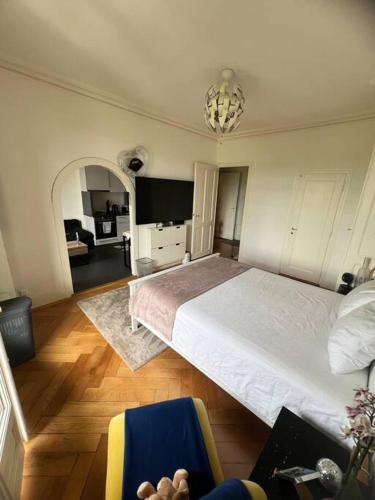 Charmant 2 pièces au coeur de GE