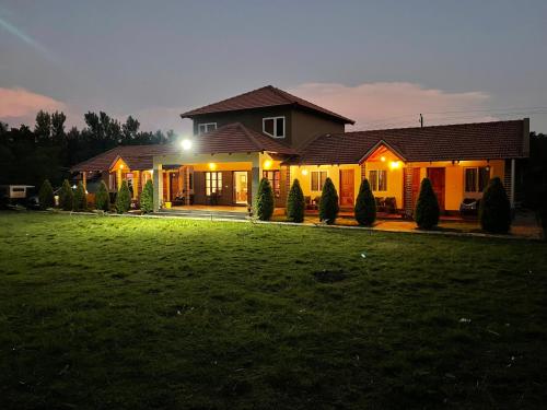 Heaven's gate stay in Pension Mohalla Heaven's gate stay in Pension Mohalla