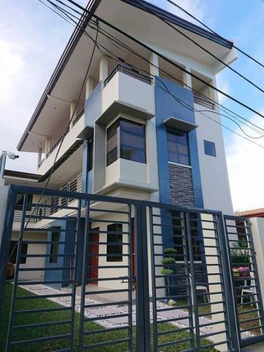 2BR apartment unit - Willows in Catalunan Grande 2BR apartment unit - Willows in Catalunan Grande