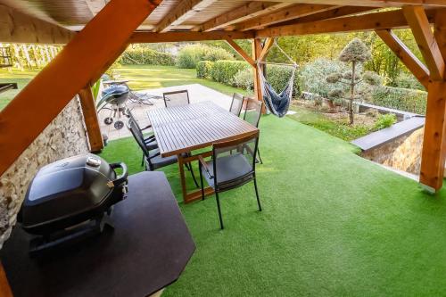 Удобства, Holiday Home Emaj with Sauna in Брежице Удобства, Holiday Home Emaj with Sauna in Брежице