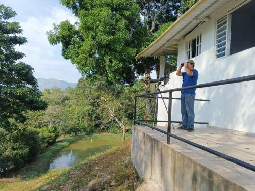 Balcony/terrace, Birding Colombia Lodge cerca a Ibague in Boqueron Balcony/terrace, Birding Colombia Lodge cerca a Ibague in Boqueron