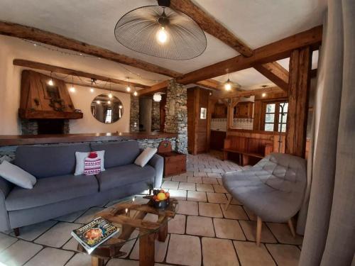 Appartement dans ferme 7 personnes in Orbassy Appartement dans ferme 7 personnes in Orbassy