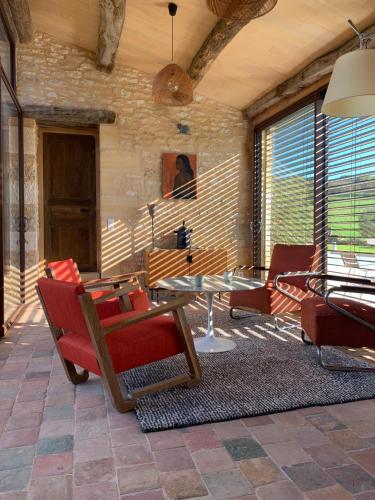 Фасада на хотела, Les Hauts de Saint Vincent B&B proche Sarlat in Свети-Винсан-дьо-Кос Фасада на хотела, Les Hauts de Saint Vincent B&B proche Sarlat in Свети-Винсан-дьо-Кос