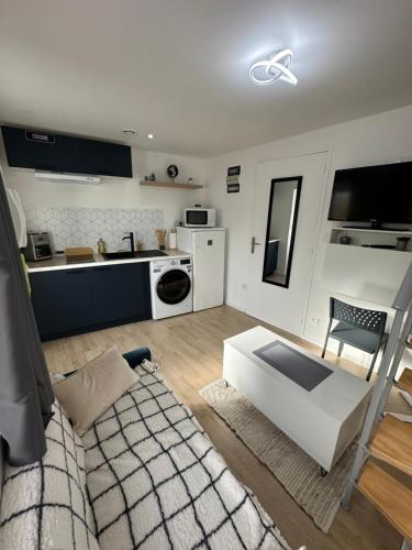 Habitación, Belle Maison de ville neuve in Madeleine-Saint-Leonard Habitación, Belle Maison de ville neuve in Madeleine-Saint-Leonard