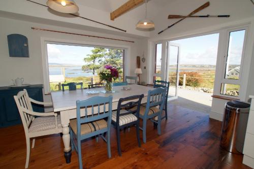 The Sea House in Dunglow The Sea House in Dunglow