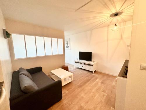 Le douanier in Gaillard Le douanier in Gaillard