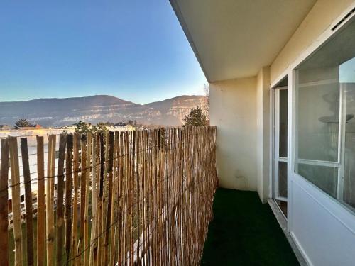 Le douanier in Gaillard Le douanier in Gaillard