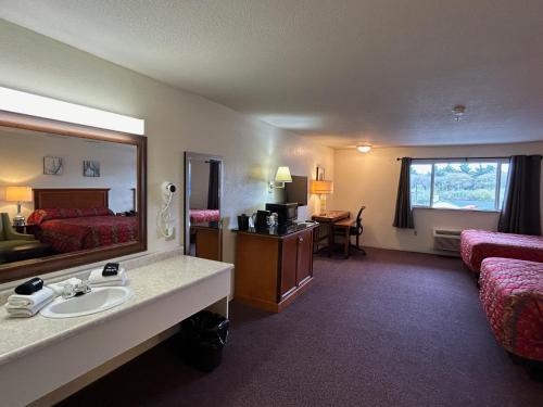 Bayview Inn in Crescent City Bayview Inn in Crescent City