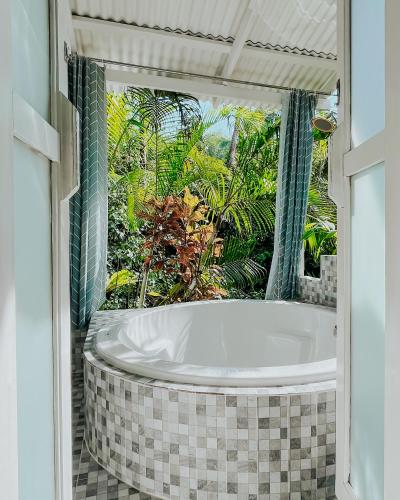 Hot tub, Baan Bua Cottage in Ao Yai Ki Hot tub, Baan Bua Cottage in Ao Yai Ki