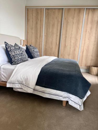 Luxury Penthouse in Herolds Bay - Newly Refurbished